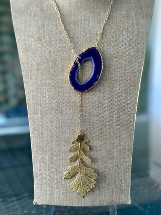 Niru Musa Stone & Leaf Necklace
