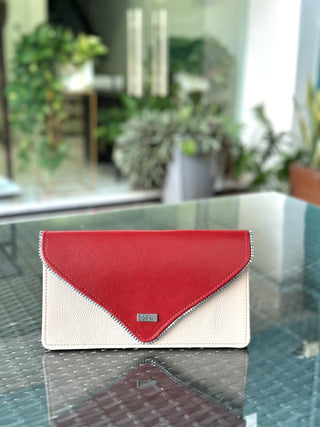 Akos Agyapong Medium Cluth Bag