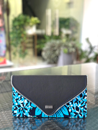 Akos Enum Medium Clutch Bag