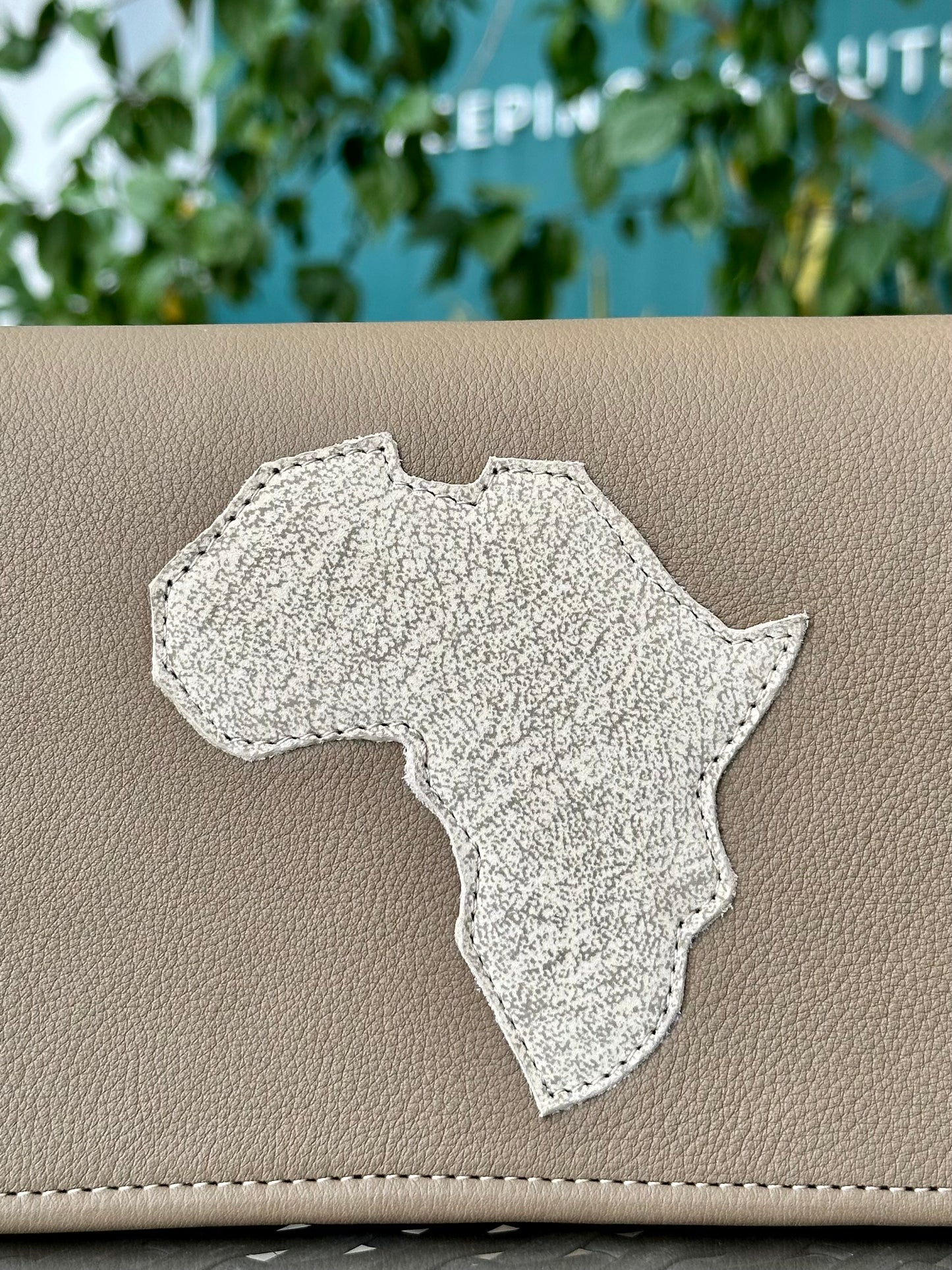 Africa Zampre Medium Clutch Bag