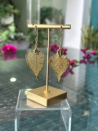 Aku Sika Leaf earrings